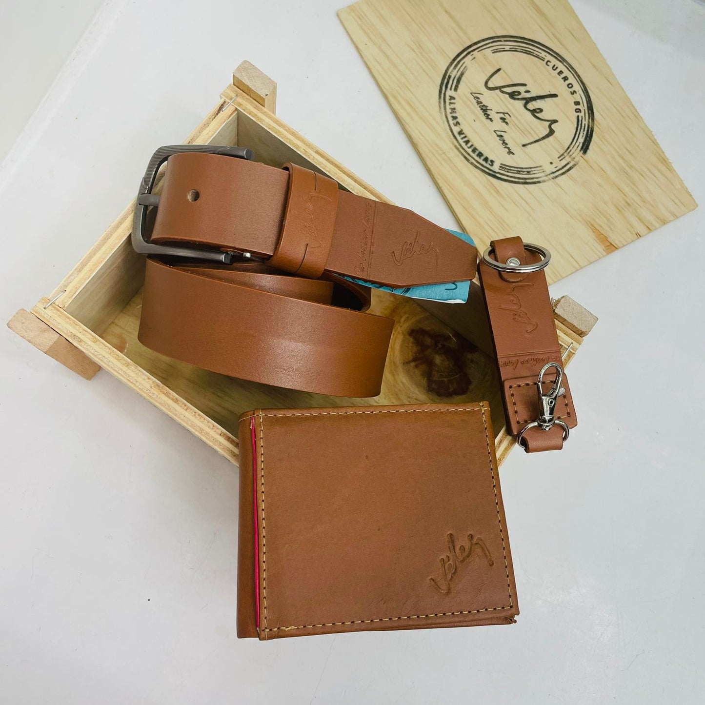 👔🔥 Vélez Gentleman Kit™ – Estilo y Distinción en Cada Detalle El regalo perfecto para hombres con carácter.